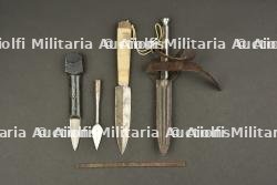 Ensemble de surins Commando.
