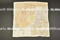 Carte d'évasion en soie.