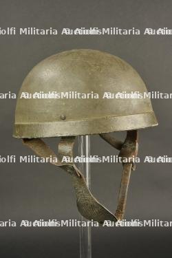 Casque de parachutiste britannique.