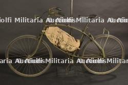 Vélo de parachutiste anglais.