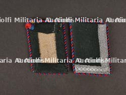 Patte de col. Collar tabs. — miniature 2