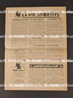 Journaux l'assaut. Newspapers assault. — photo 3