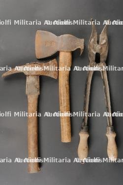 Lot d'outils allemands