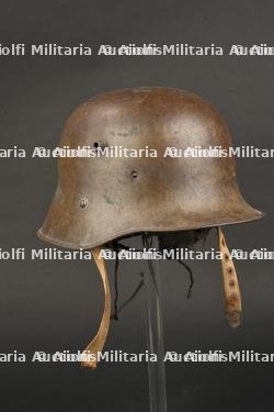 Casque 1917 autrichien. Austrian 1917 helmet. — photo 1