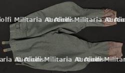Pantalon culotte de cheval. German breeches.