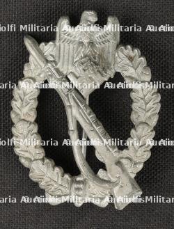 Insigne infanterie. Infantry badge.