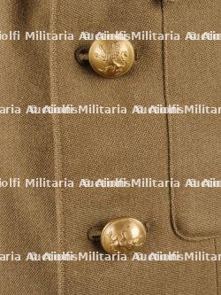 Tunique d'un Capitaine Commandant du 2e Chasseurs Ardennais. Tunic of a Commanding Captain from the 2nd Ardennes Chasseurs — miniature 2
