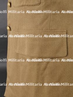 Tunique d'un Capitaine Commandant du 2e Chasseurs Ardennais. Tunic of a Commanding Captain from the 2nd Ardennes Chasseurs — photo 12