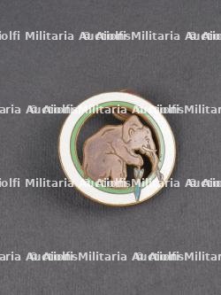 Lot de l'aviateur belge et RAF Willy Lorent dont veste et insignes. Set belonging to Belgian aviator and RAF member Willy Lorent including tunic and insignia — miniature 8