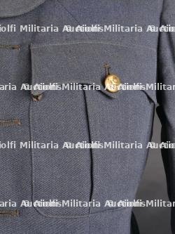 Lot de l'aviateur belge et RAF Willy Lorent dont veste et insignes. Set belonging to Belgian aviator and RAF member Willy Lorent including tunic and insignia — miniature 19