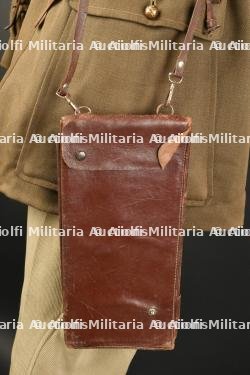 Ensemble d'uniformes. — photo 16