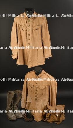 Ensemble d'officier.