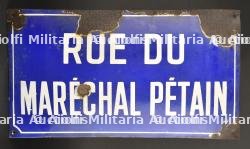 Plaque de rue Maréchal Pétain. — photo 1