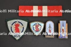 Ensemble d'insignes du Groupement 2 — photo 1