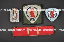 Ensemble d'insignes du Groupement 2.