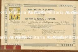 Ensemble de diplômes et insignes du Groupement 4. — miniature 4
