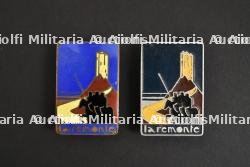 Ensemble d'insignes du Groupement 7. — miniature 1