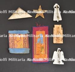 Ensemble d'insignes du Groupement 9 — photo 2