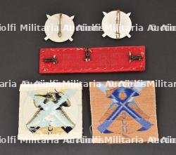 Ensemble d'insignes du Groupement 11 — miniature 2