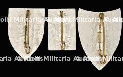 Ensemble d'insignes du Groupement 5. — miniature 2