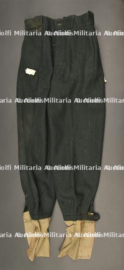 Pantalon de jeune des Chantiers.