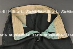 Ensemble d'uniformes des Chantiers. — photo 2