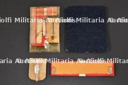 Ensemble d'insignes du Groupement 13 — photo 2