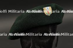 Béret de jeune des Chantiers.