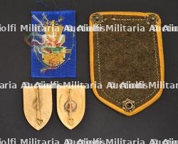 Ensemble d'insignes du Groupement 33 — miniature 2