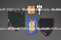 Ensemble d'insignes du Groupement 46. — miniature 2