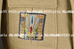 Ensemble d'uniformes du Groupement 46. — miniature 7