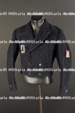 Blouson de jeune Jeunesse et Montagne.