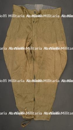 Pantalon russe.