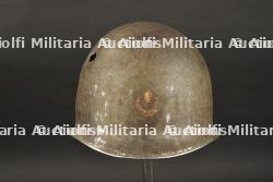Coque avec impact de la 1ère armée française.