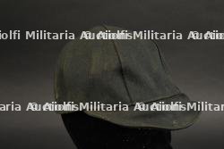 Casquette britannique.