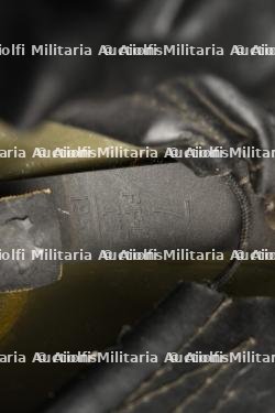 Casque britannique. — miniature 2