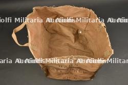 Sac étanche britannique. — miniature 2
