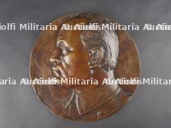 Profil de Benito Mussolini. Profile of Benito Mussolini