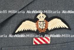 Vareuse de la RAF. — miniature 3