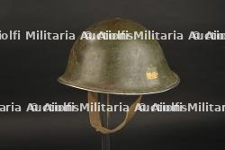 Casque du Canadian Westminster Regiment.