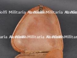 Etui de Nambu de prise. Captured Nambu pistol holster — photo 10