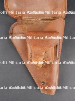 Etui de Nambu de prise. Captured Nambu pistol holster — photo 11