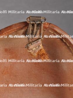 Etui de Nambu de prise. Captured Nambu pistol holster — photo 15