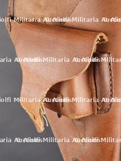 Etui de Nambu de prise. Captured Nambu pistol holster — photo 16