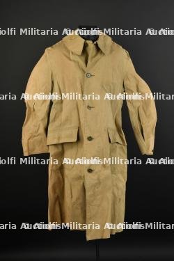 Imperméable troupe.