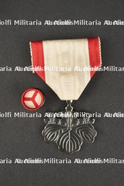 Médaille du Soleil Levant. — photo 2