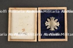 Médaille des blessés en boite. — photo 4