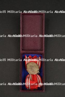Médaille de la croix rouge japonaise.