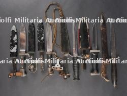 Lot de poignards allemands, francais et Méxique. Lot of German, French, and Mexican daggers — miniature 2