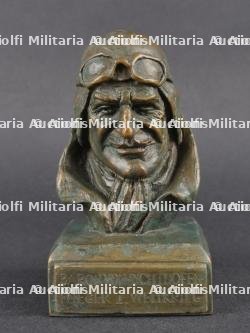 Buste de Von Richthofen. Richtofen bust.